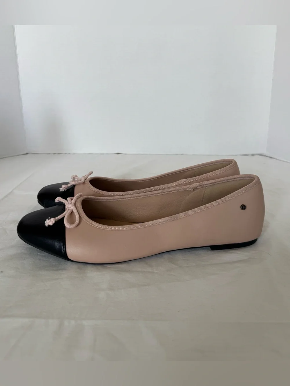French Connection Two-Tone Pink and Black Cap-Toe Ballet Flats Size 11
